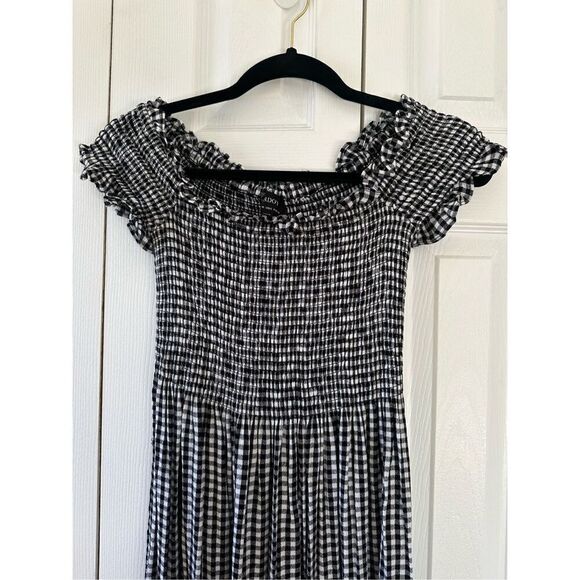 Bardot Cindy Gingham Black & White Off Shoulder Smocked MIDI dress - Picture 7 of 10